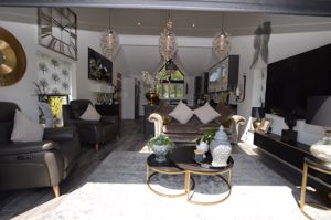 Lounge- click for photo gallery